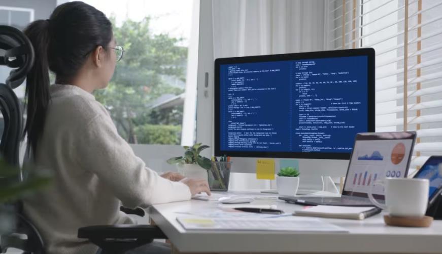 滨海县企业数字化解决方案:机器学习赋能商业模式升级的核心路径